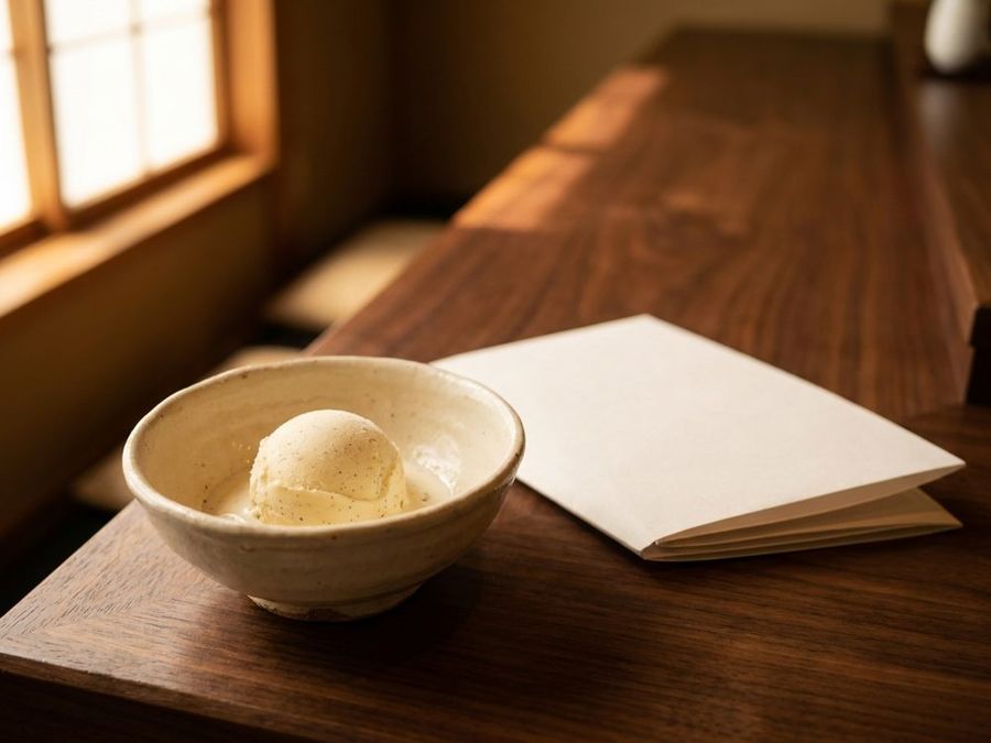 Vanilla Ice Cream: One scoop